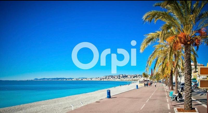 Appartement - 300 m² - 24 pièces