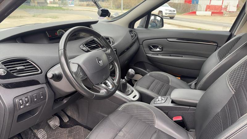 Renault Grand Scénic III 1.2 TCe 130 Energy Bose