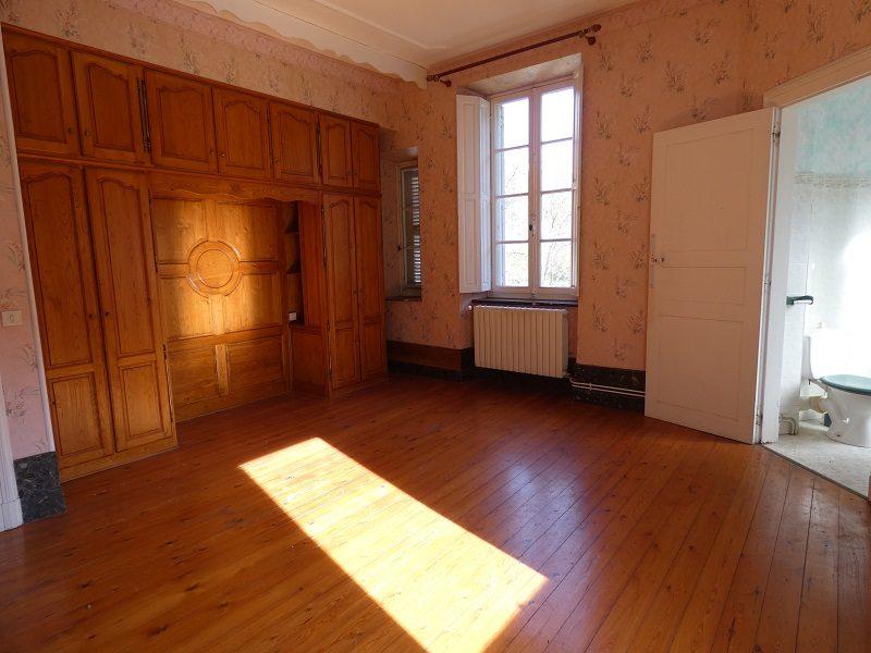 Château - 481 m² - 13 pièces