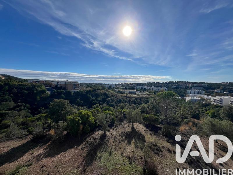 Appartement - 76 m² - 3 pièces