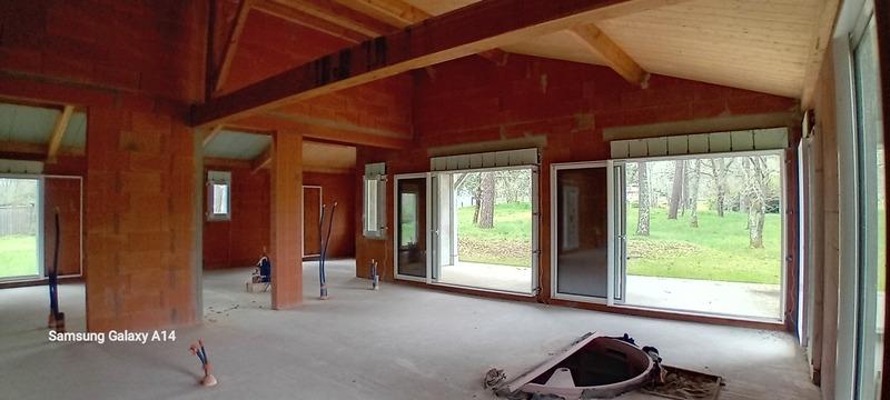 Maison - 140 m² - 5 pièces