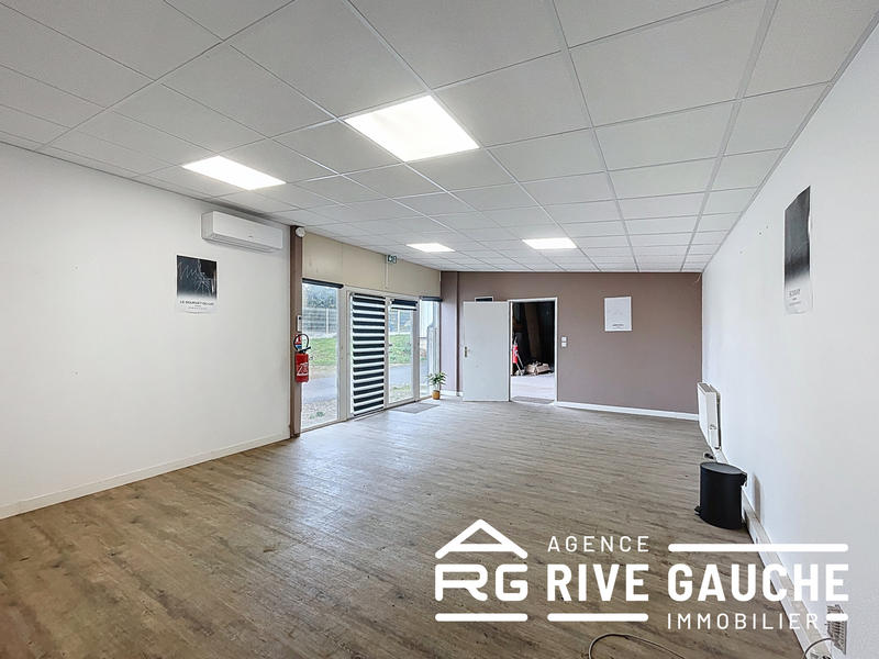 Entrepôt - 1 000 m²