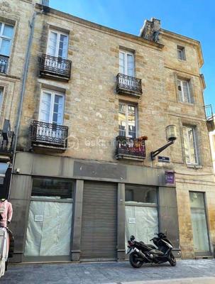 Immeuble - 476 m² - 15 pièces