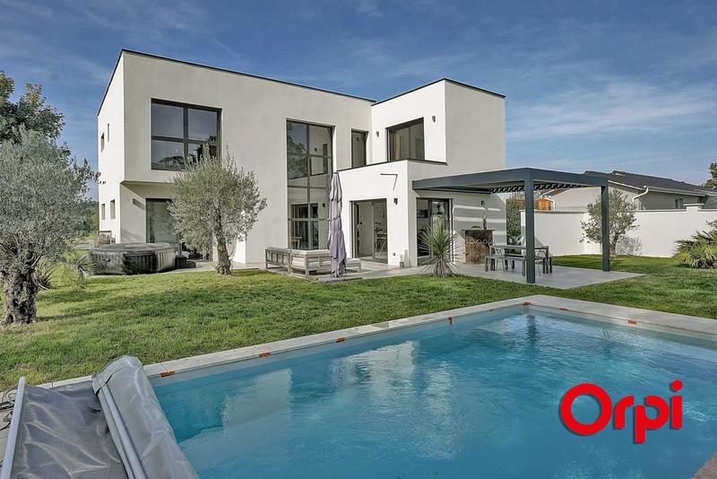 Maison - 175 m² - 6 pièces