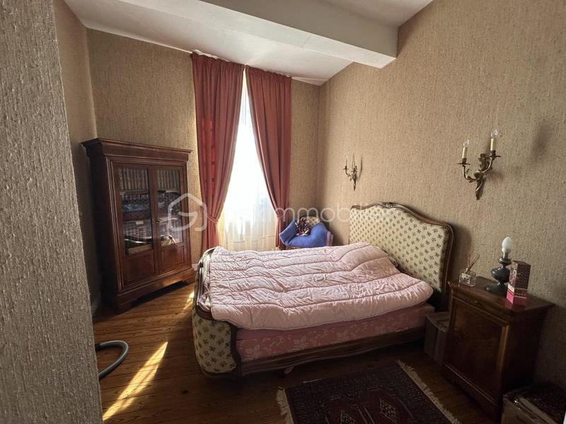 Maison de ville - 200 m² - 7 pièces