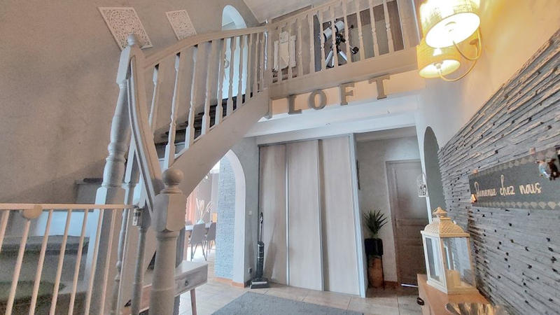 Maison - 145 m² - 8 pièces