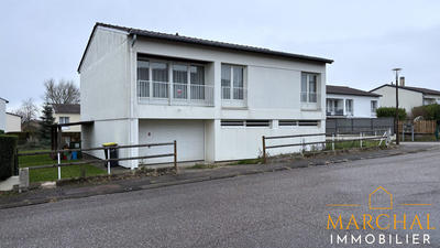 Maison - 107 m² - 6 pièces