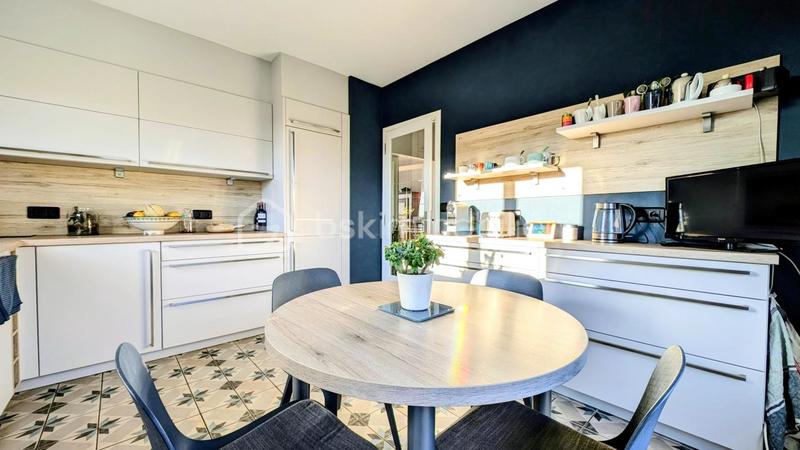 Maison - 153 m² - 7 pièces