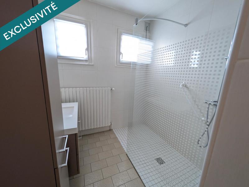 Maison - 95 m² - 5 pièces