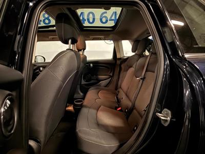 Mini 5 portes Hatch F55 Lci II Cooper 136 ch Dkg7 Edition Camden