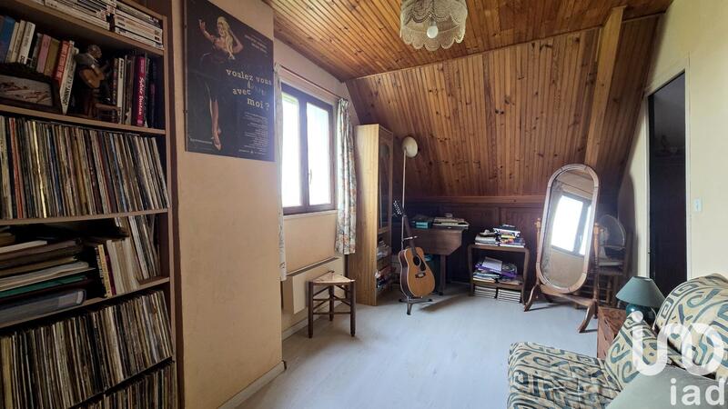 Maison - 96 m² - 6 pièces