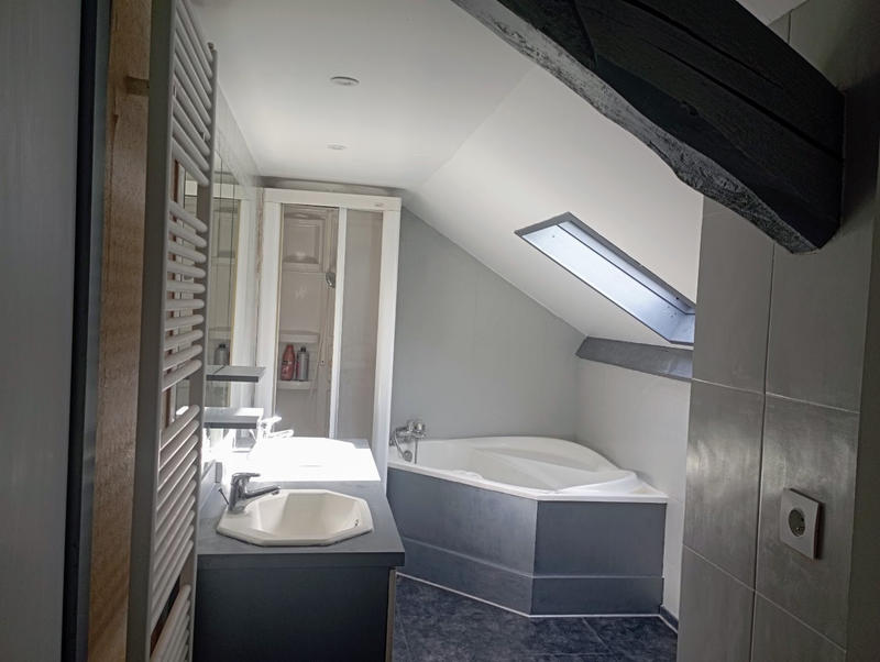 Maison - 151 m² - 7 pièces