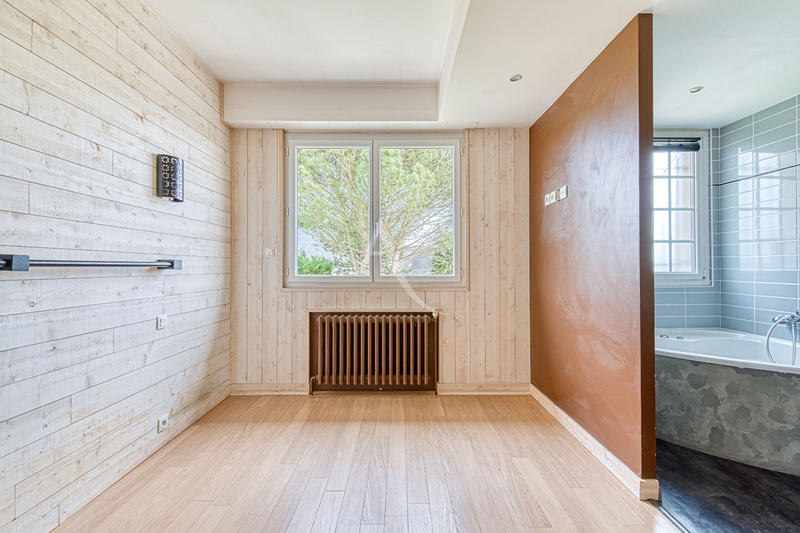 Maison - 136 m² - 6 pièces