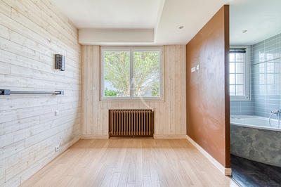 Maison - 136 m² - 6 pièces