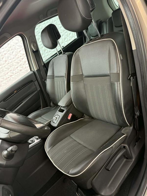 Renault Scénic 1.5 DCi eco2 s&amp;S 110 Cv