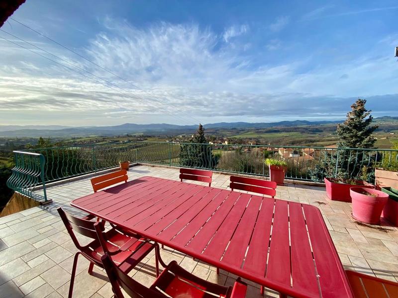 Maison - 410 m² - 7 pièces