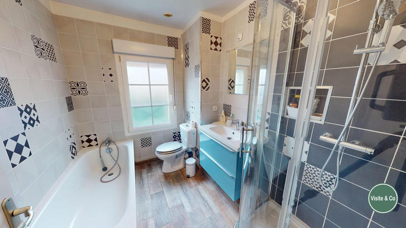 Maison traditionnelle - 73 m² - 4 pièces