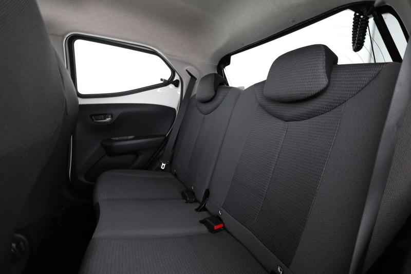 Toyota Aygo 1.0 Vvt-i X-Play X-Shift 5p 72 ch