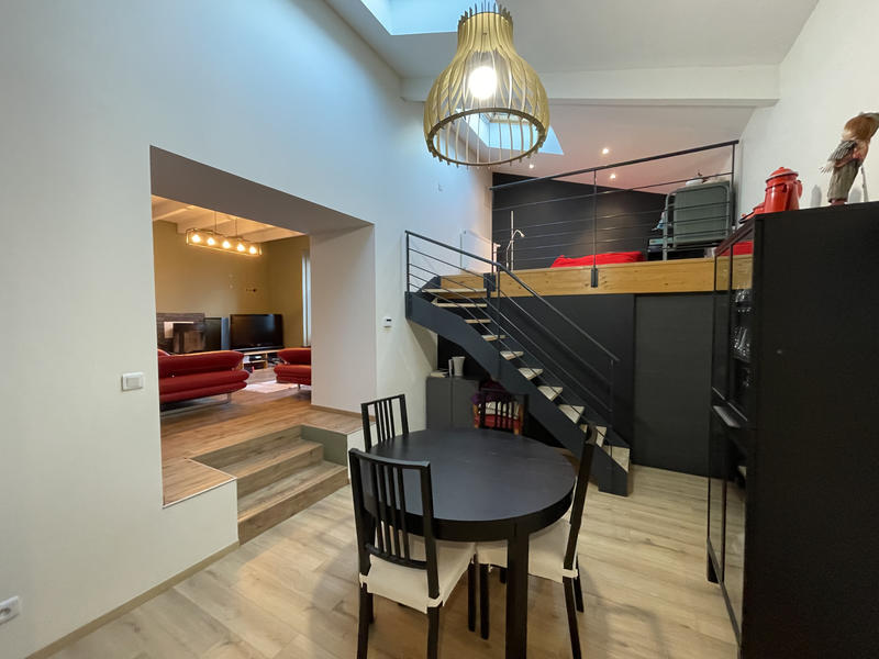 Maison - 192 m² - 5 pièces