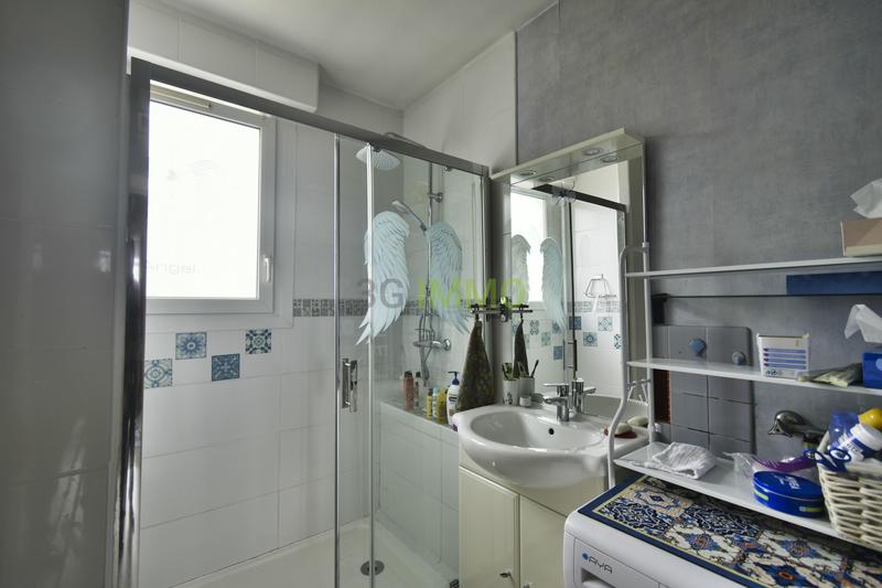 Maison - 141 m² - 6 pièces