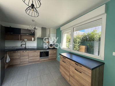 Maison - 79 m² - 4 pièces