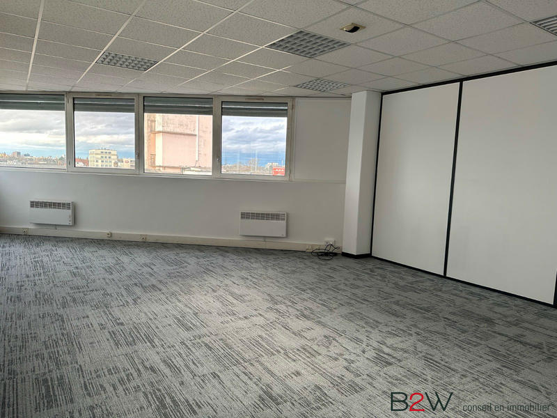 Bureau - 87 m² - 4 pièces