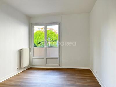 Appartement - 87 m² - 4 pièces