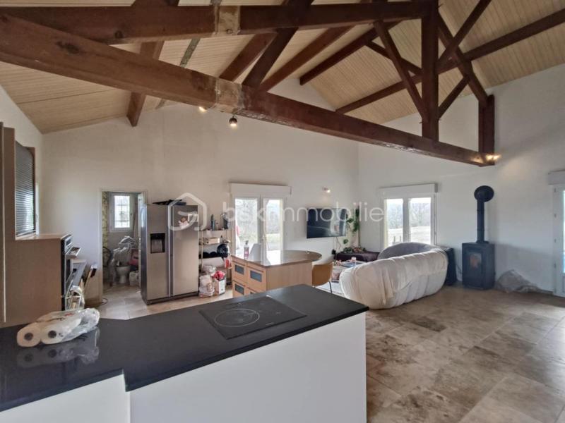 Maison - 144 m² - 5 pièces