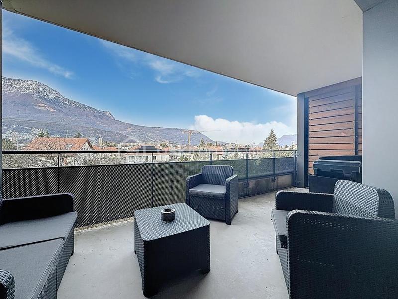 Appartement - 64 m² - 3 pièces