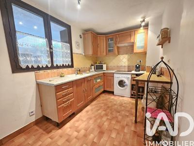 Appartement - 65 m² - 4 pièces