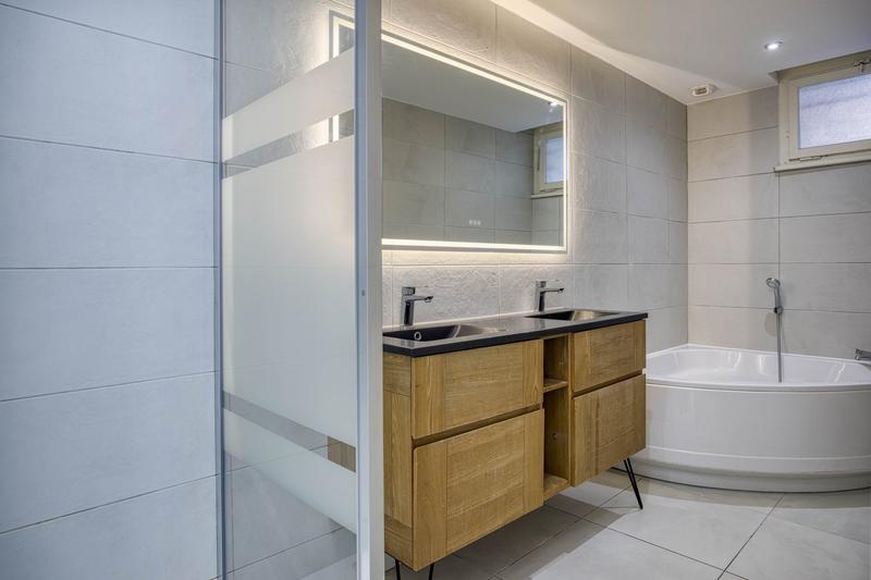 Maison - 98 m² - 4 pièces