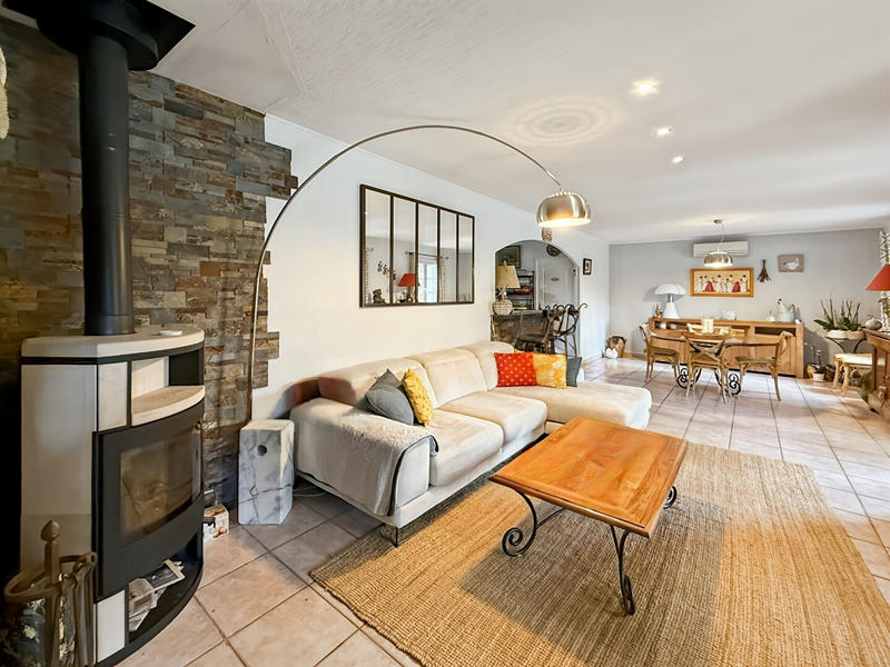 Maison - 97 m² - 5 pièces