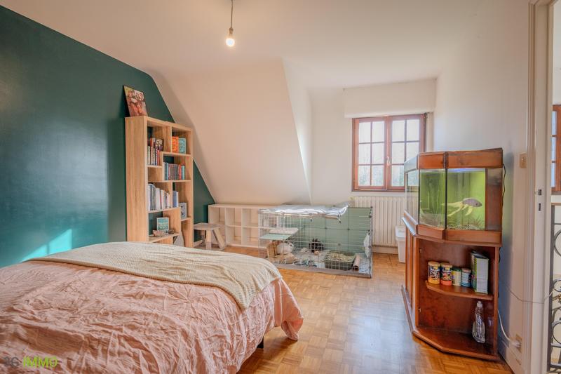 Maison traditionnelle - 150 m² - 6 pièces