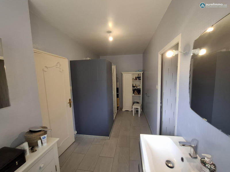 Maison - 135 m² - 6 pièces