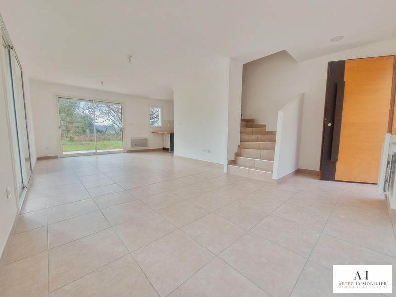 Villa - 108 m² - 6 pièces