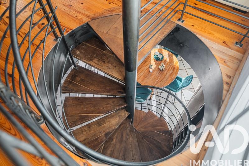 Maison - 196 m² - 6 pièces