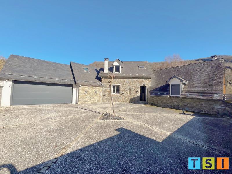 Maison - 144 m² - 5 pièces