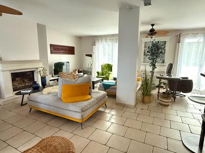 Maison contemporaine - 152 m² - 7 pièces