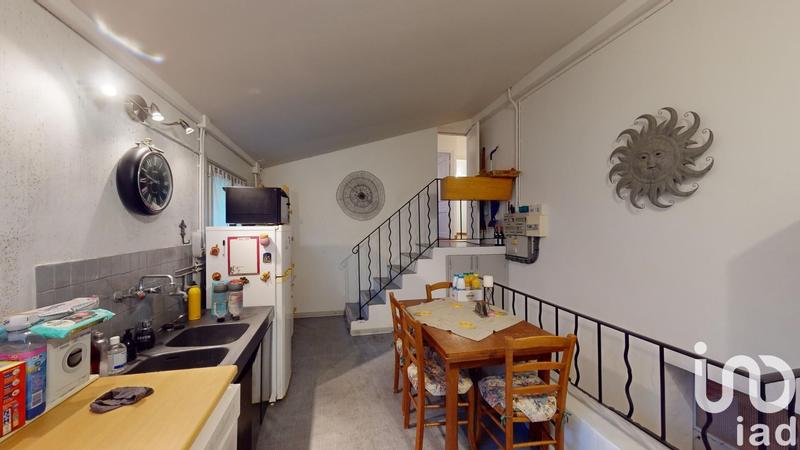 Maison - 270 m² - 9 pièces