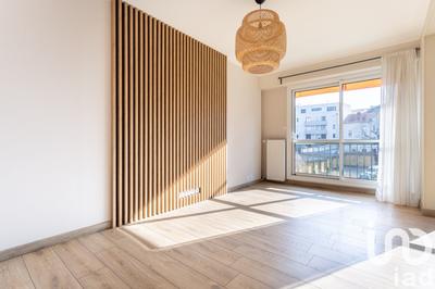 Appartement - 98 m² - 5 pièces