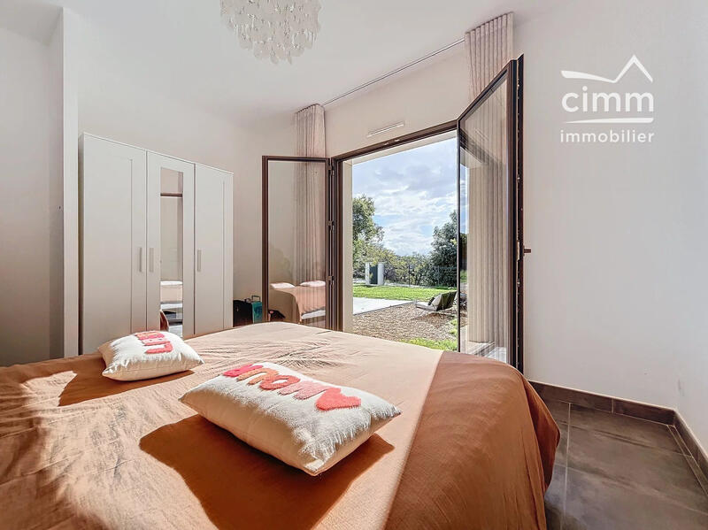 Villa - 130 m² - 4 pièces