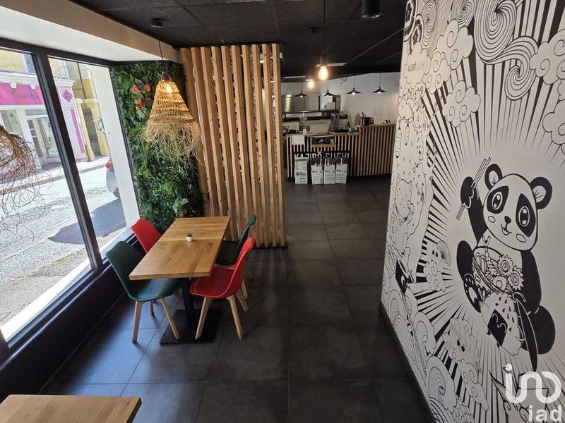 Local commercial - 137 m² - 2 pièces