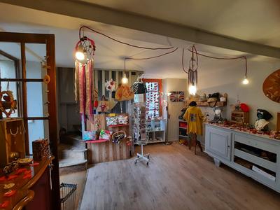 Maison traditionnelle - 102 m² - 6 pièces