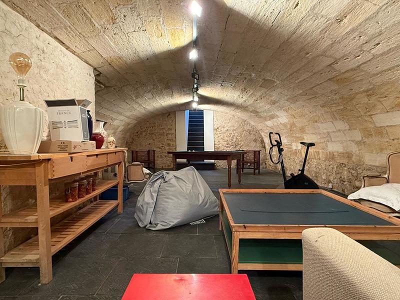 Maison - 249 m² - 5 pièces