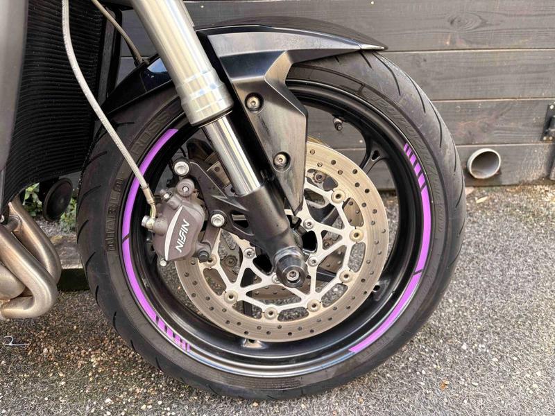 Triumph Street Triple 660 s A2