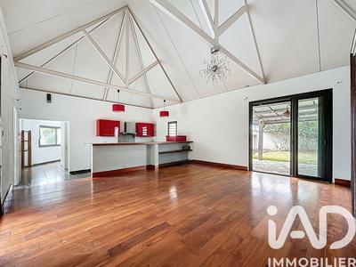 Maison - 185 m² - 7 pièces