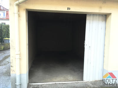 Parking / Garage - 15 m²
