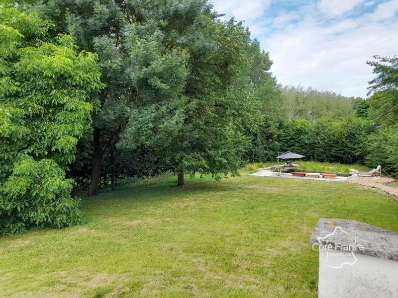 Propriété - 200 m² - 6 pièces