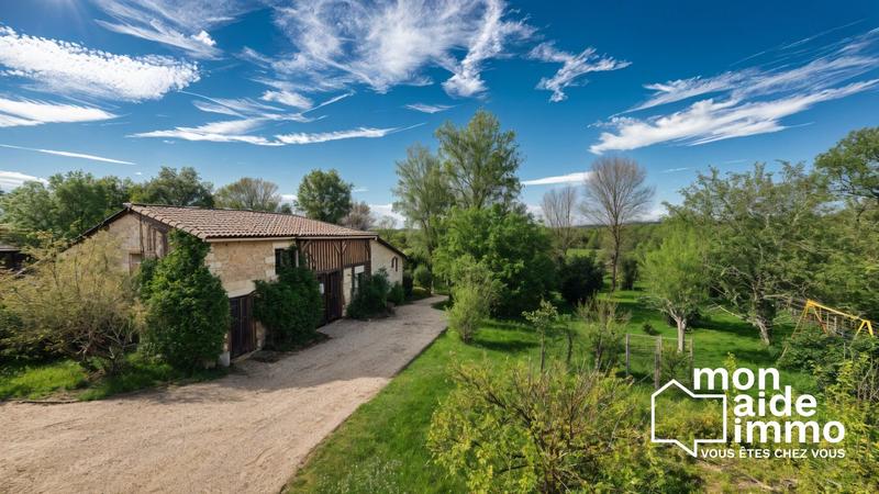 Maison - 250 m² - 7 pièces