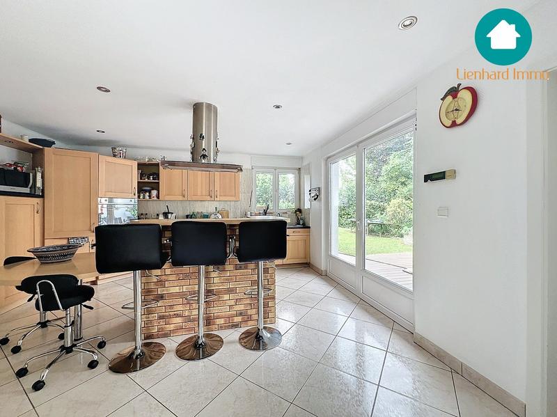 Villa - 280 m² - 7 pièces